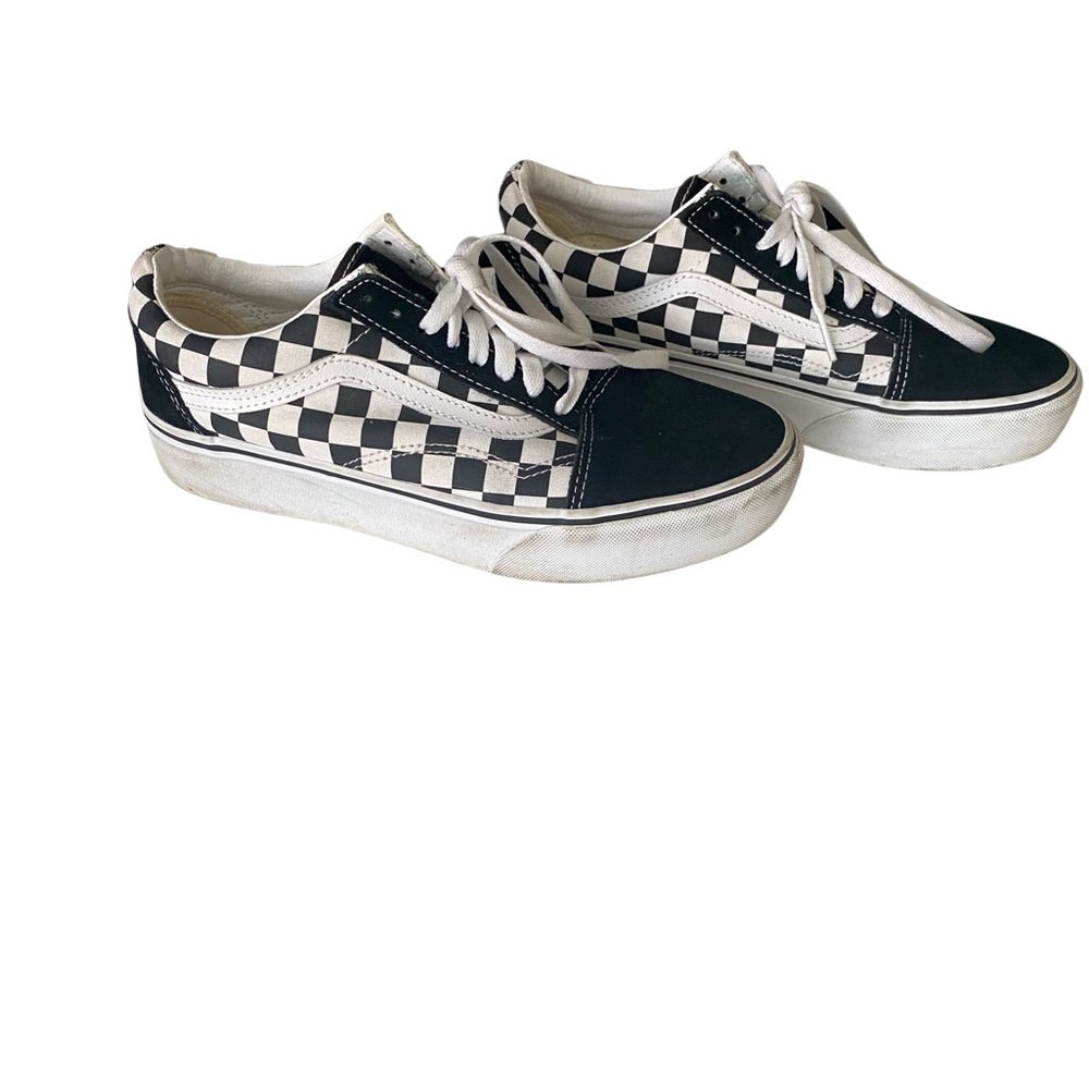 Checkered vans platform